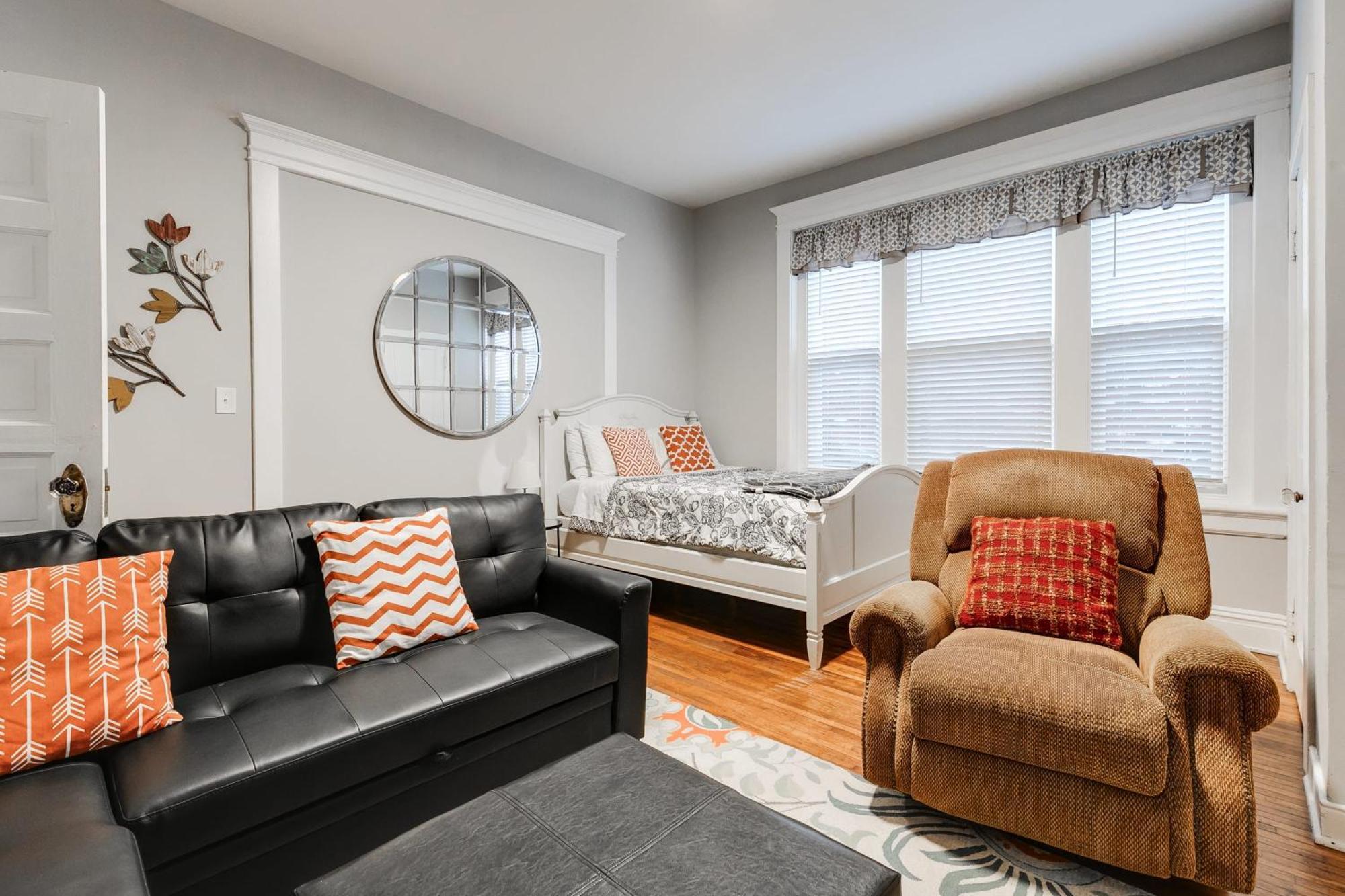 E1 Centrally Located In Carytown Fully Fenced ريتشموند المظهر الخارجي الصورة